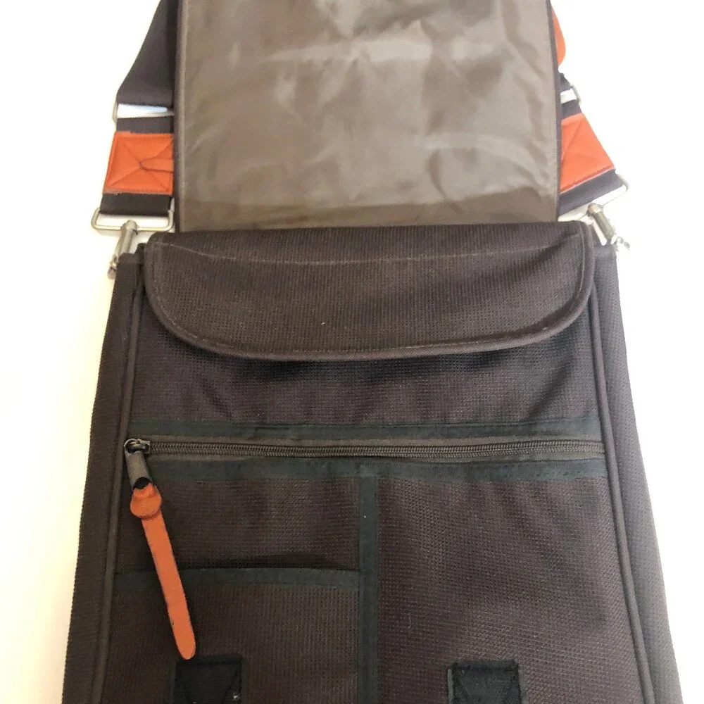 STM Vertical Laptop Messenger Bag – Black & Chestnut Brown